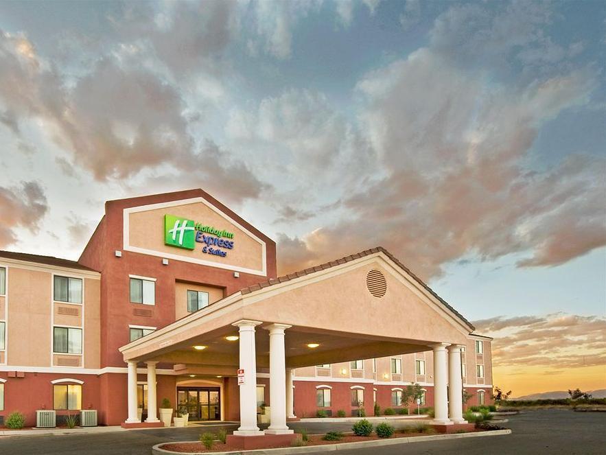 Holiday Inn Express & Suites Уиллкокс Экстерьер фото