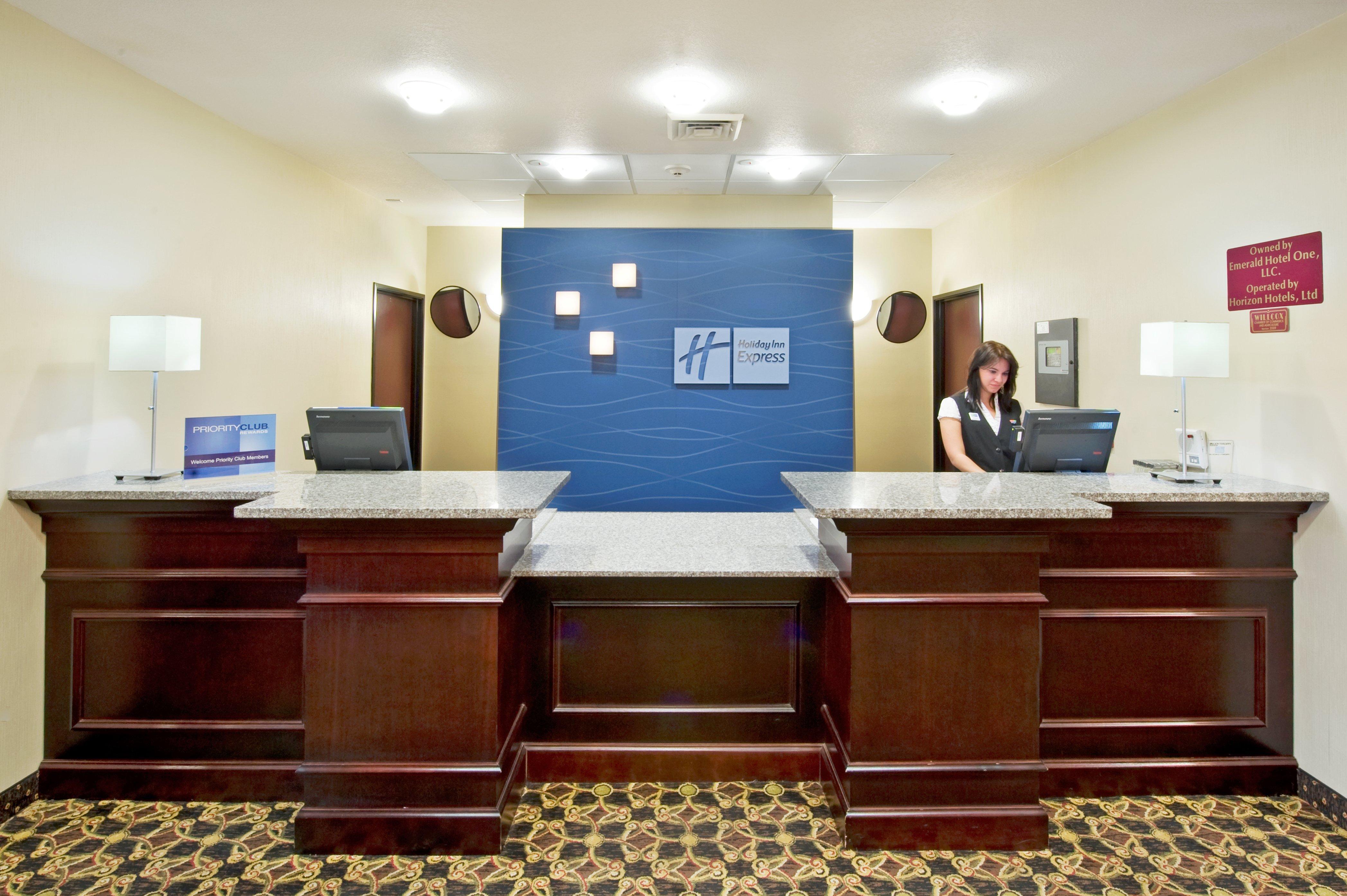 Holiday Inn Express & Suites Уиллкокс Экстерьер фото